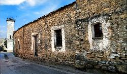 Typisches Haus in der Altstadt Villanovafranca